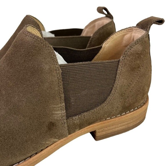 Clarks Brown Ankle Booties with Side Cutouts - Picture 8 of 16